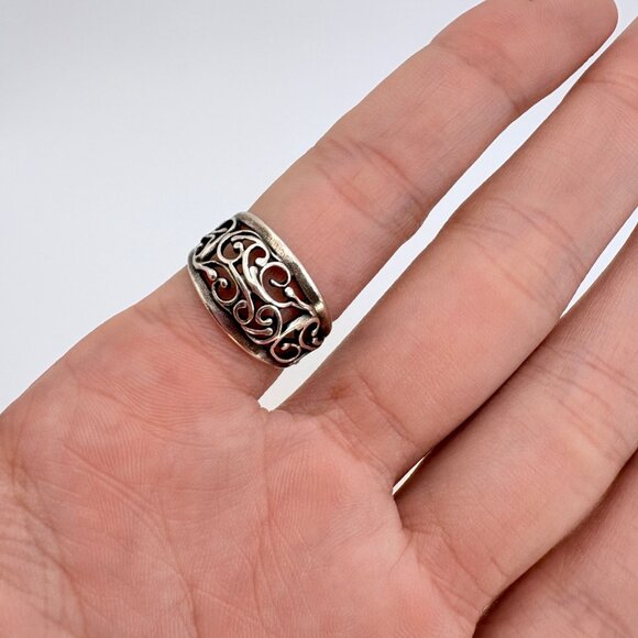 VTG Sterling Silver 925 Scroll Design Filigree Tapered Band Ring Size 7.75 - Picture 3 of 10
